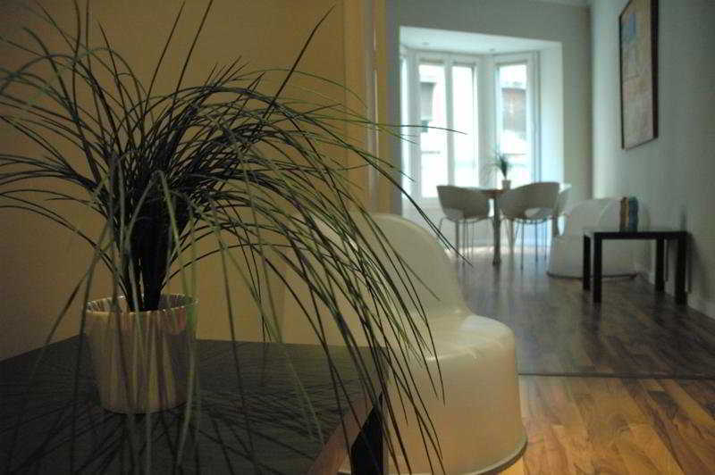 Short Stay Group Gracia Serviced Apartments บาร์เซโลนา ภายนอก รูปภาพ