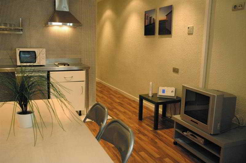 Short Stay Group Gracia Serviced Apartments บาร์เซโลนา ภายนอก รูปภาพ