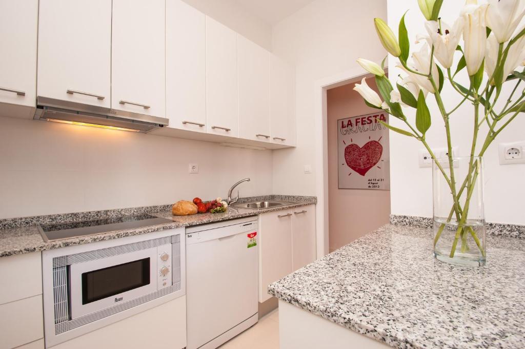Short Stay Group Gracia Serviced Apartments บาร์เซโลนา ห้อง รูปภาพ