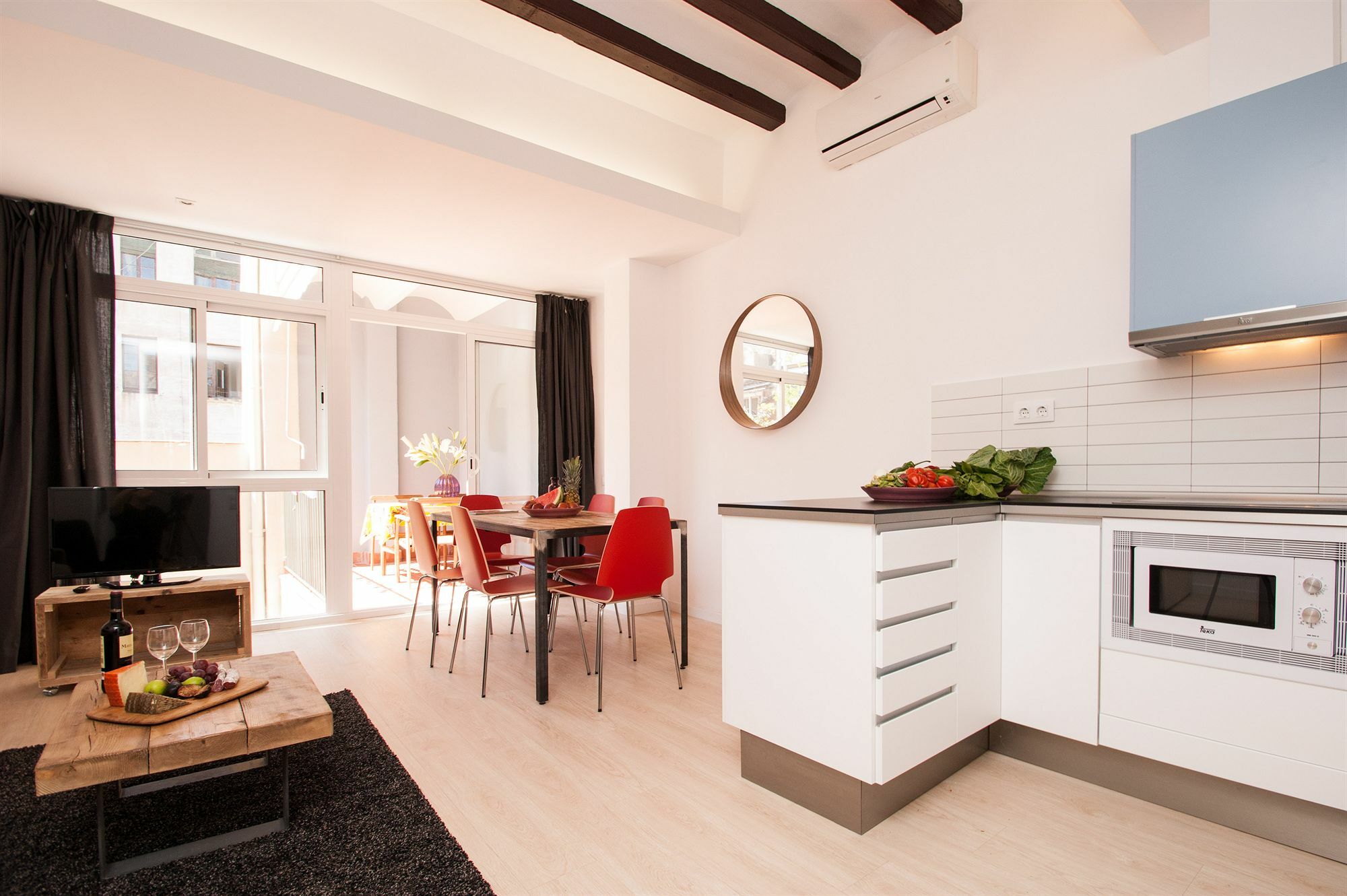 Short Stay Group Gracia Serviced Apartments บาร์เซโลนา ภายนอก รูปภาพ