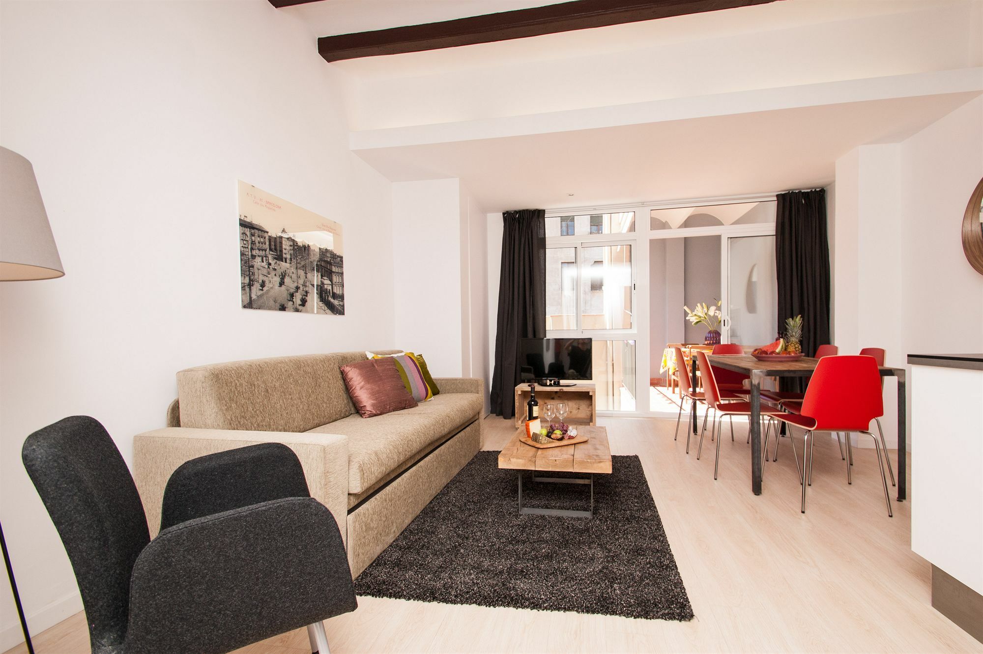 Short Stay Group Gracia Serviced Apartments บาร์เซโลนา ภายนอก รูปภาพ